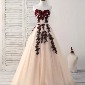 Elegant Sweetheart Tulle Long Prom Dress Burgundy Evening Gown