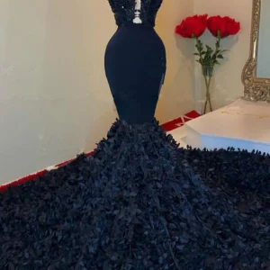 Dark Navy Halter V-Neck Mermaid Prom Dress with Appliques