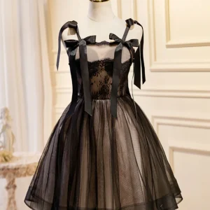 Kort Svart Spets Topp Hemkomstklänning Festklänning