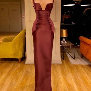 Elegant Burgundy Mermaid Prom Dress Spaghetti Straps V-Neck Evening Gown