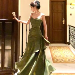 Chic Green Strap Sweetheart Long Formal Evening Prom Dress