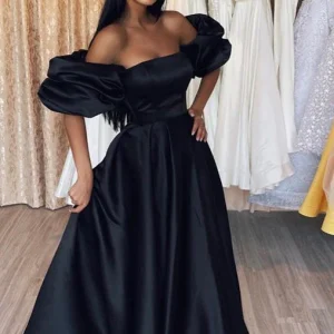 Elegant Black Mermaid Prom Dress with Bubble Sleeves and Strapless Design