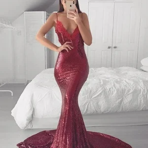 Elegant Mermaid Sequin Prom Dress with Spaghetti Straps - Perfect for Special Occasions
