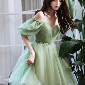 Luxurious Sage Green Tulle Short Prom Dress