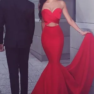 Red Sweetheart Mermaid Prom Dress: Elegant Backless Formal Evening Gown
