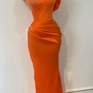 Stunning Orange Sweetheart Off-Shoulder Mermaid Sequin Evening Gown for Special Occasions