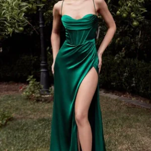 Elegant Emerald Green Spaghetti Strap Mermaid Prom Dress with High Slit