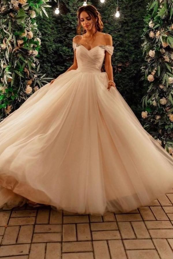 Elegant Off-Shoulder Tulle A-Line Wedding Dress with Chapel Train - Bild 2