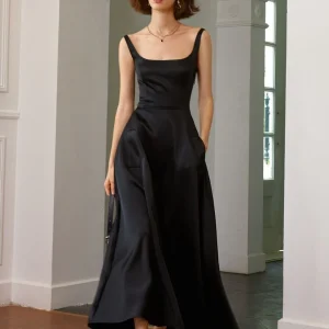 Audrey Hepburn Style Svart 50-tals vintageklänning med fickor