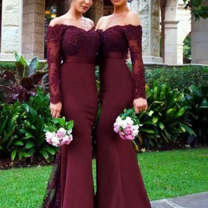 Burgundy spets Top Mermaid Bridesmaid Klänningar med ärmar