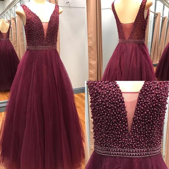 Snygg Burgundy Plunge V-ringad Tulle Puffy balklänning - Bild 2