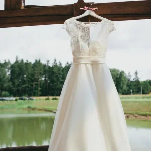 Rockabilly Tea Längd Spets Bröllopsklänningar för äldre brudar