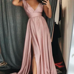Dammrosa V-hals Flowy Prom Dress med hög slits