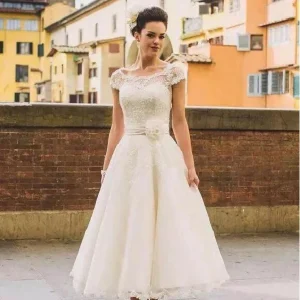 Country Style Kepsärmar 50-tal Spets Te Längd Bröllopsklänning | Rockabilly Pinup brudklänning