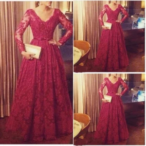 Långärmad spets V-ringad röd klassisk balklänning