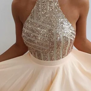 Champagne Seuqins Top Backless Short Homecoming Dress för tonåringar