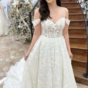 Off Shoulder Spets A-Line Bröllopsklänning