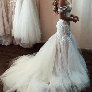 Princess BreathTaking Mermaid Tyll Off Shoulder Bröllopsklänning med spetstopp