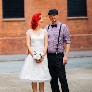 Rockabilly Vit Kort Polka Dot 50-talsstil kepsärmar Bröllopsklänning