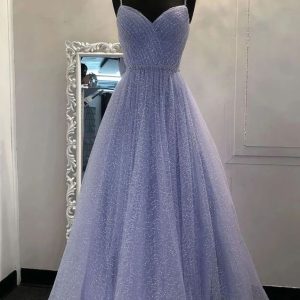 Glittrande tyll lavendel formell balklänning med spaghettiband