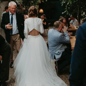 Snygg långärmad tvådelad bröllopsklänning Unik prisvärd brudklänning