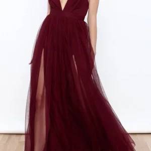 Unik plunge V-ringad Burgundy Chiffon Flowy balklänning med sidoslitsar