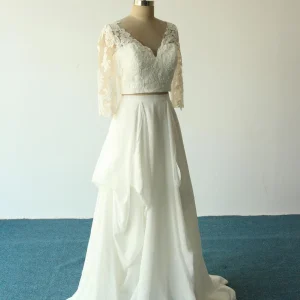 V-ringad spets Boho långärmad tvådelad chiffongbröllopsklänning med långa ärmar