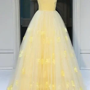 Pösig gul axelbandslös balklänning Dansklänning i 8:e klass