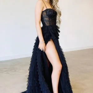 Elegant Black Spaghetti Strap Mermaid Evening Dress with Front Split Lace Appliques