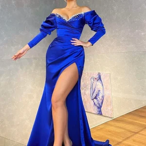 Elegant Royal Blue Long Sleeves Mermaid Evening Dress with Sparkling Beaded Detail