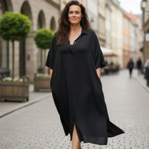 Svart Klänning Sahara shirtdress Black short-sleeve Recycled materials